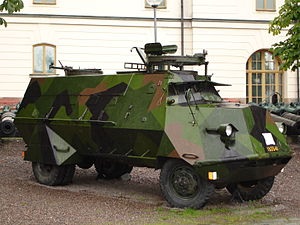 Armoured_car%2C_Army_Museum_Stockholm